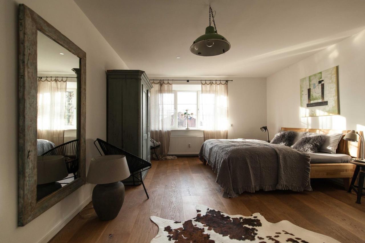 Modern-Bayrisches Apartment Mit Seeblick Tegernsee Exterior photo